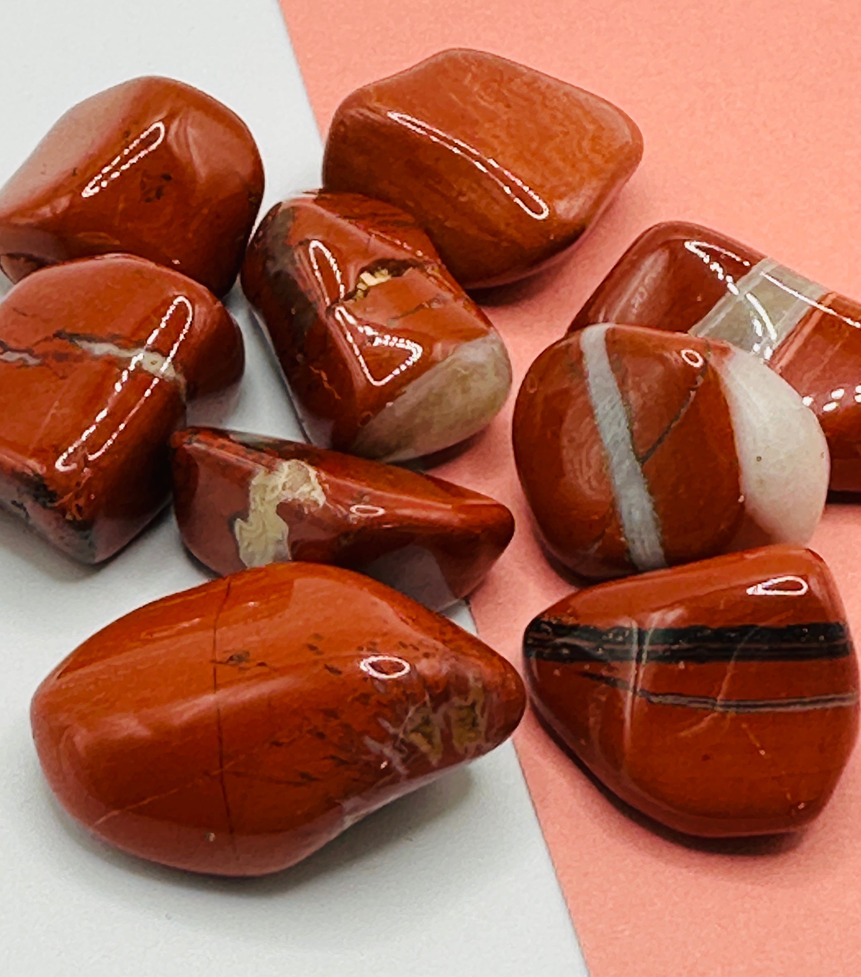 JASPIS BREKSJE TROMLET - "forener tanker og handling, bevare ro, overblikk"