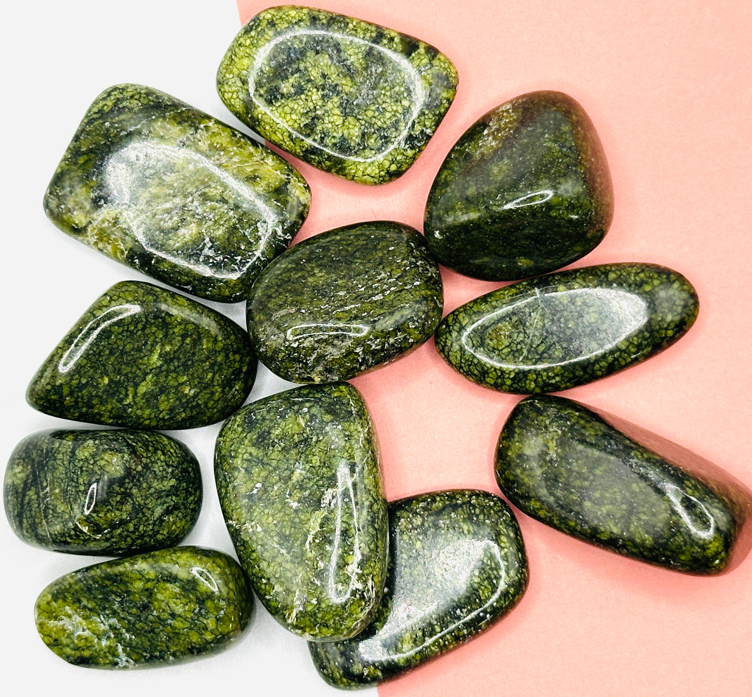 SLANGESKINN JASPIS TROMLET - "drømmearbeid, jording, viljestyrke, mot, beskyttelse"