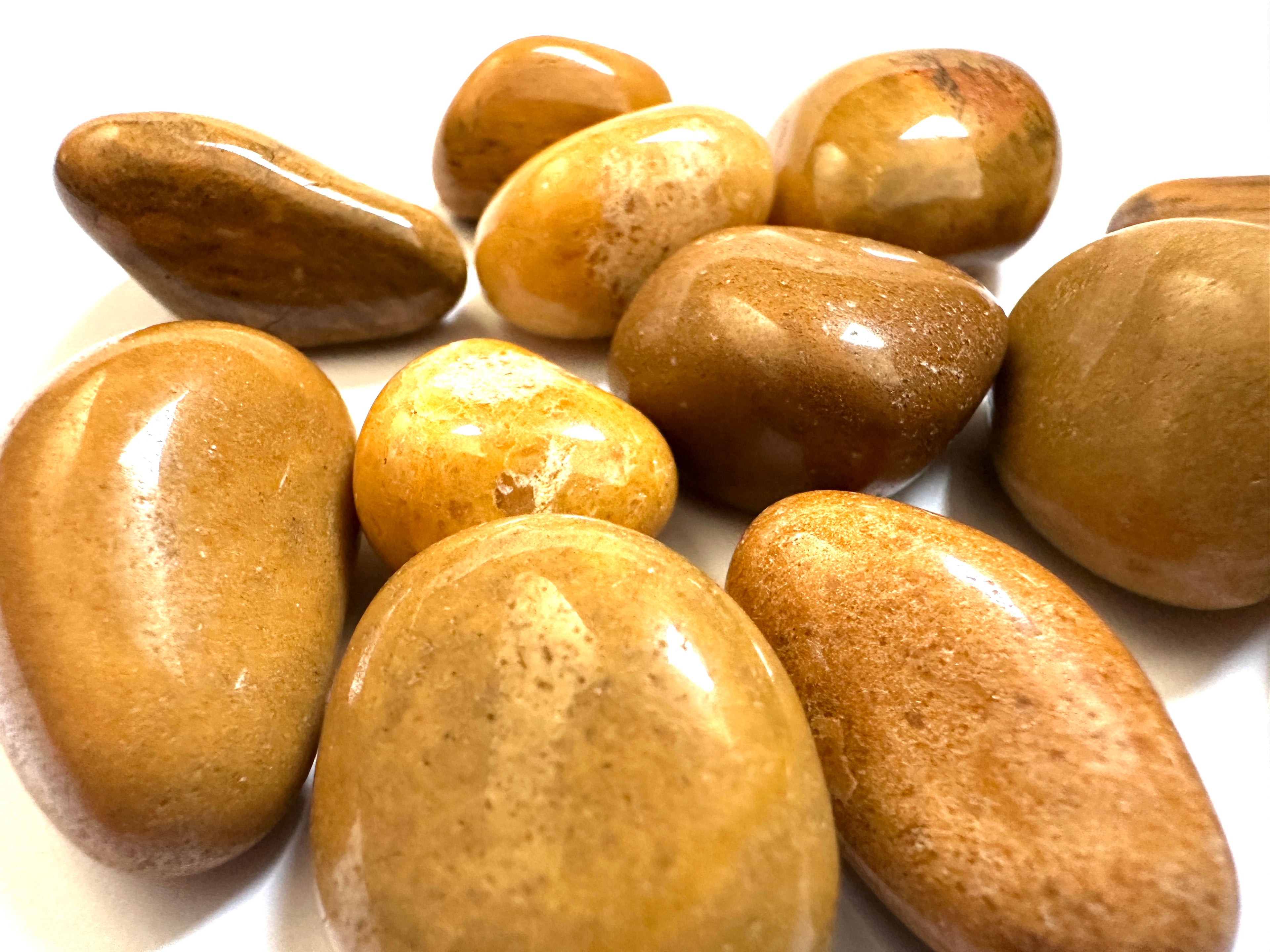 GUL JASPIS TROMLET - "beskytter, reduserer stress/angst, øke selvtillit"